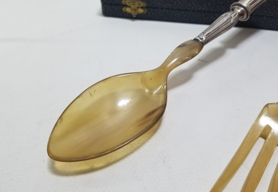 ORİJİNAL KUTUSUNDA BÜYÜK BOY ANTİKA SERVİS ÇATAL - KAŞIĞI