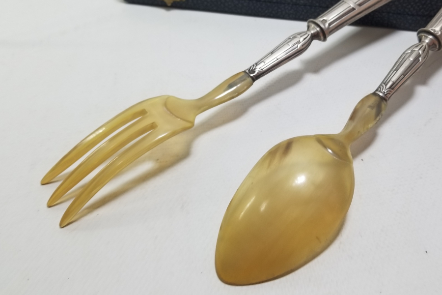 ORİJİNAL KUTUSUNDA BÜYÜK BOY ANTİKA SERVİS ÇATAL - KAŞIĞI