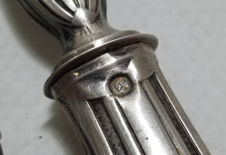 ORİJİNAL KUTUSUNDA BÜYÜK BOY ANTİKA SERVİS ÇATAL - KAŞIĞI