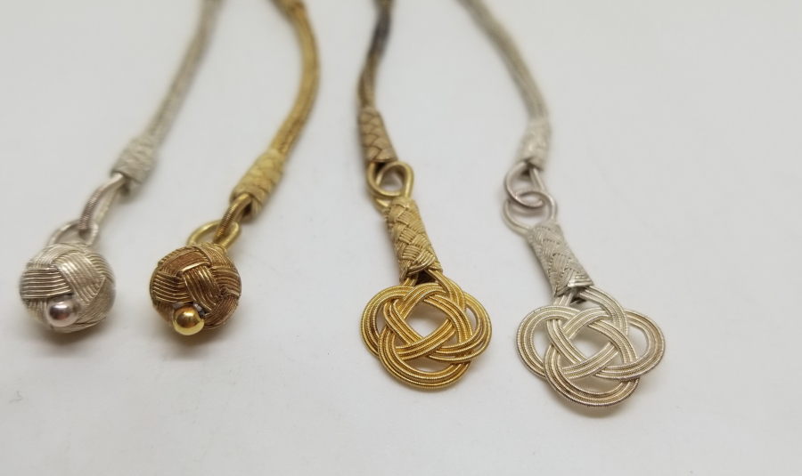 TAMAMI EL YAPIMI SAF GÜMÜŞTEN MAMUL 4 ADET KAZAZİYE TESPİH PÜSKÜLÜ