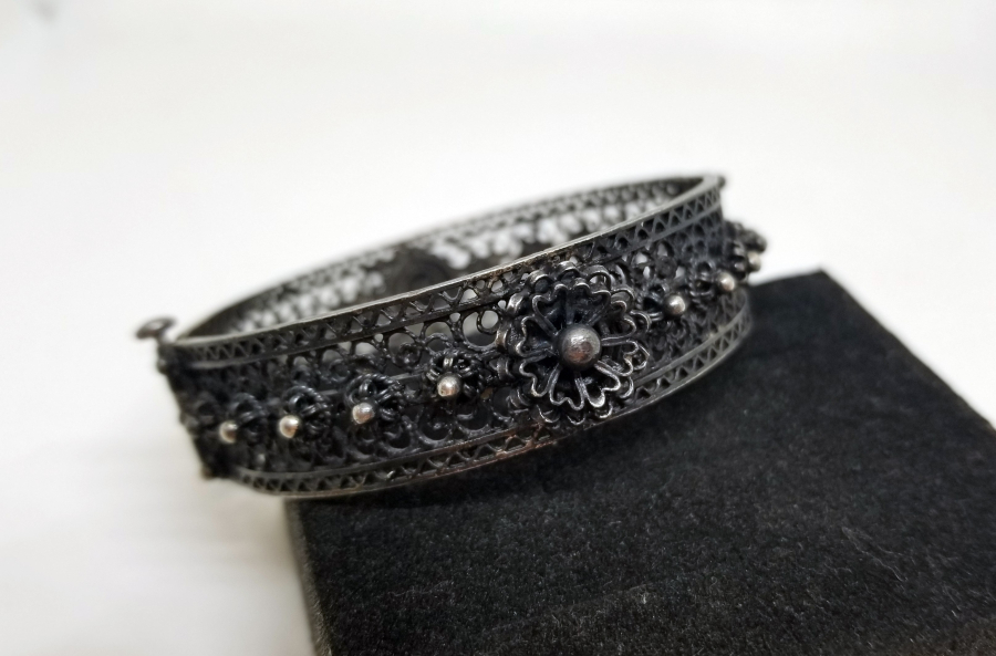 TELKARİ İŞÇİLİKLİ GÜMÜŞ EL YAPIMI BİLEZİK - BİLEKLİK