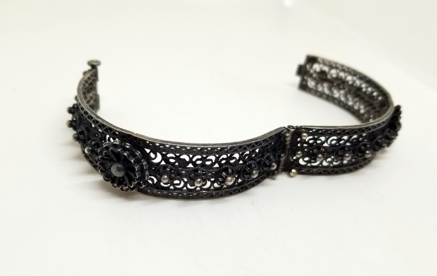 TELKARİ İŞÇİLİKLİ GÜMÜŞ EL YAPIMI BİLEZİK - BİLEKLİK