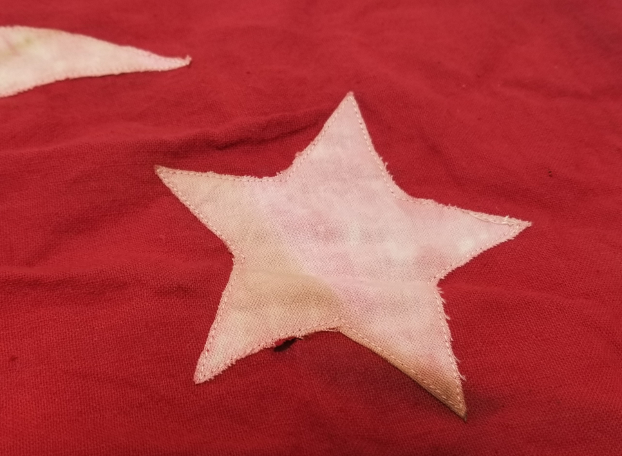 NADİR TİPTE OSMANLI DÖNEMİ ASKERİ BAYRAK