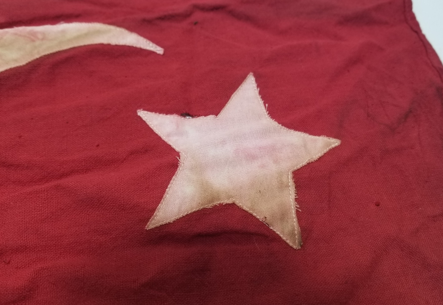 NADİR TİPTE OSMANLI DÖNEMİ ASKERİ BAYRAK