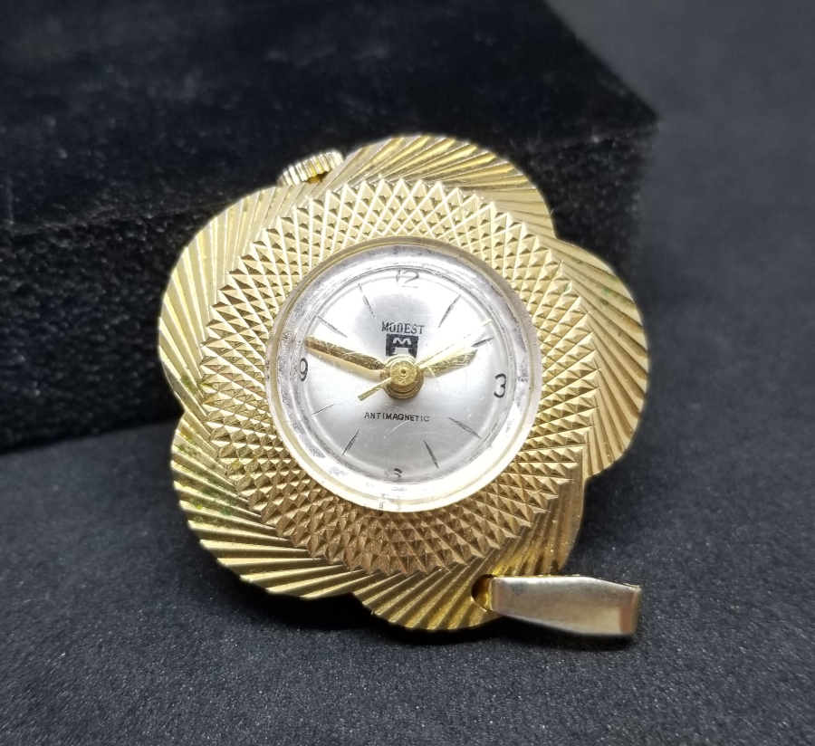 PAPATYA FORMUNDA YAPILMIŞ ALTIN KAPLAMA ANTİKA KURMALI KOLYE SAAT