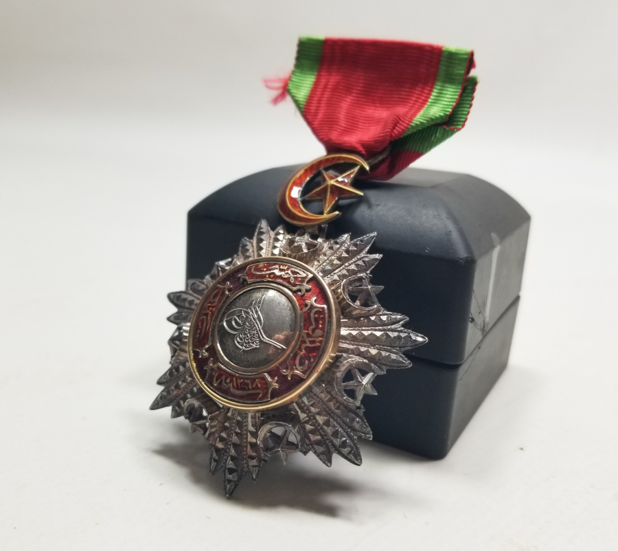 ORJİNAL ASKISI İLE 5. DERECE MECİDİ NİŞANI