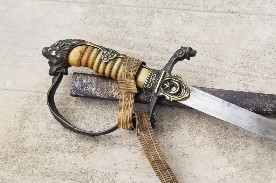 ASLAN BAŞLI VE AY YILDIZ BALÇAKLI ÇOK NADİR OSMANLI DÖNEMİ NADİR PAŞA KILICI