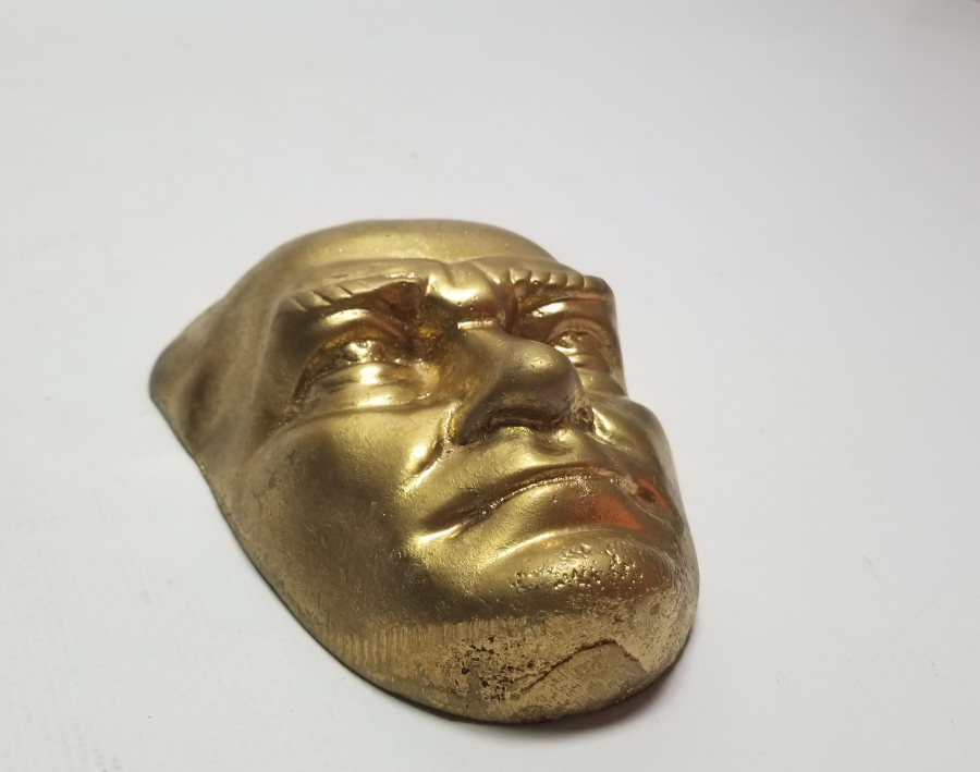 ALTIN YALDIZLI DEKORATİF ATATÜRK BÜSTÜ