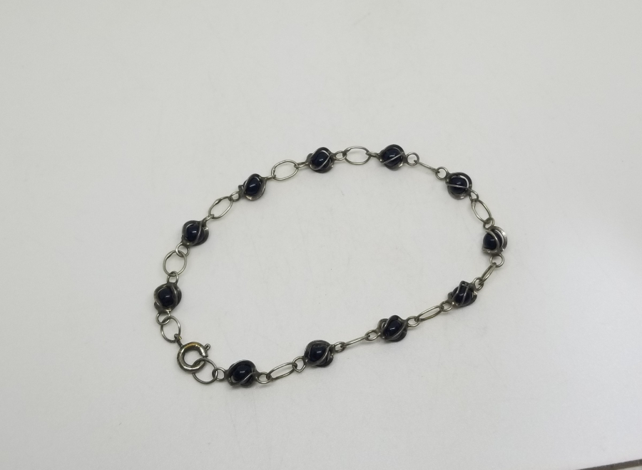 GARNET TAŞLI GÜMÜŞ BİLEKLİK