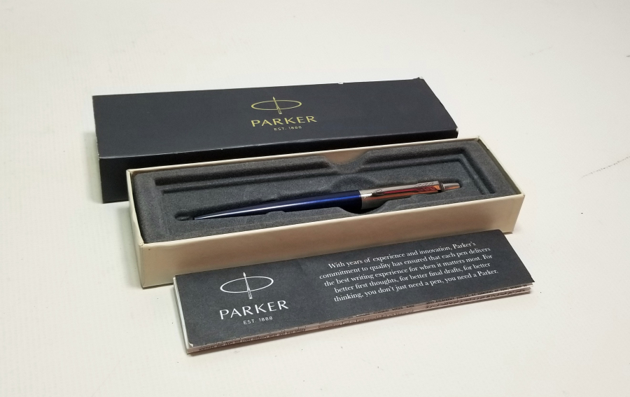 ORİJİNAL KUTUSUNDA PARKER MARKA ANTİKA KALEM