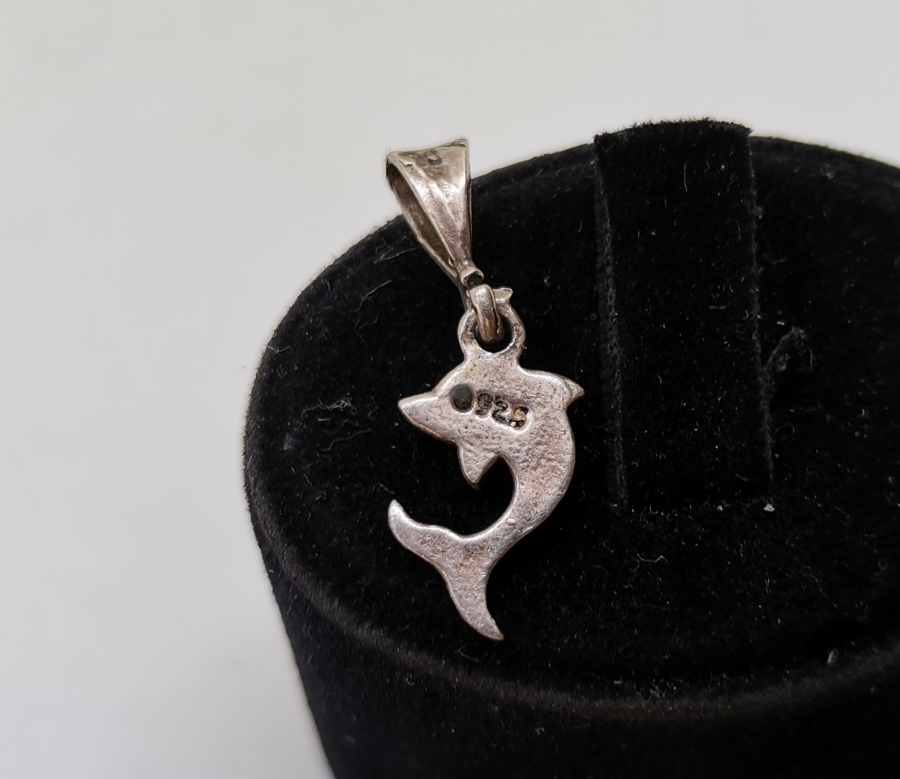 YUNUS FORMUNDA YAPILMIŞ GÜMÜŞ KOLYE UCU