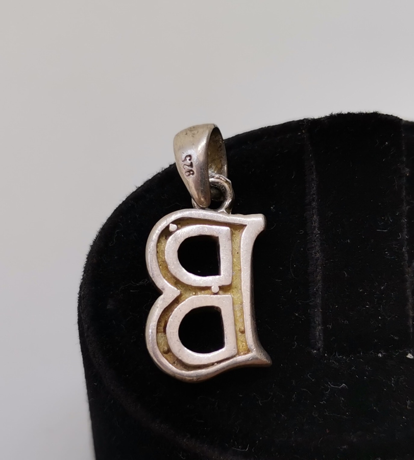 "B" HARFİ GÜMÜŞ KOLYE UCU