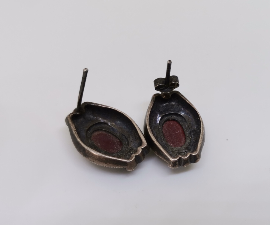 AKİK VE MARGAZİT TAŞLI GÜMÜŞ KÜPE