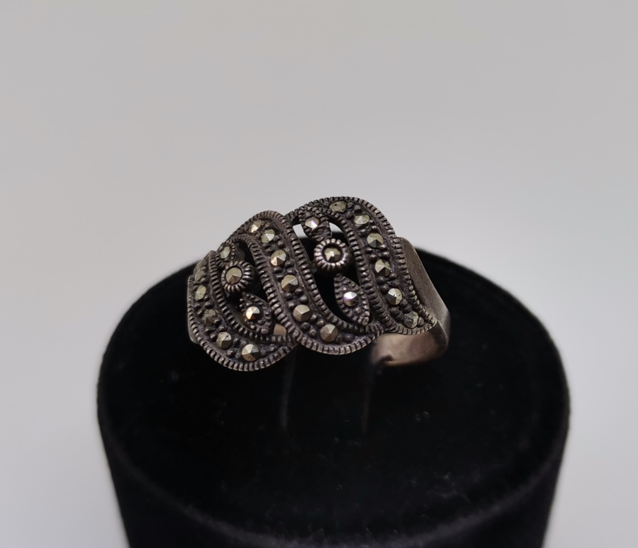 MARGAZİT TAŞLI SONSUZLUK TEMALI GÜMÜŞ YÜZÜK