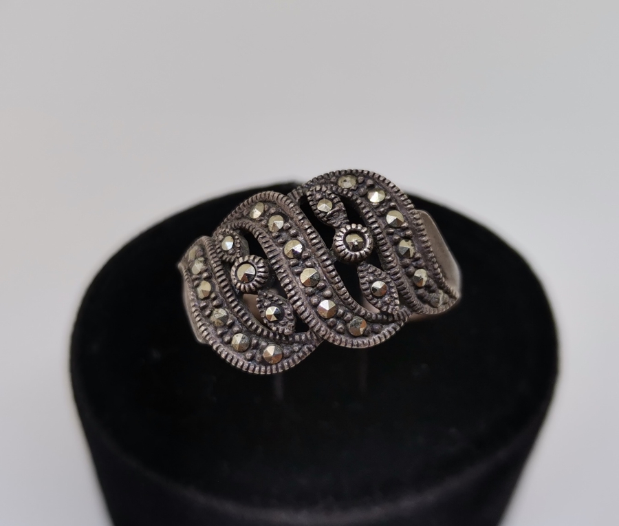 MARGAZİT TAŞLI SONSUZLUK TEMALI GÜMÜŞ YÜZÜK