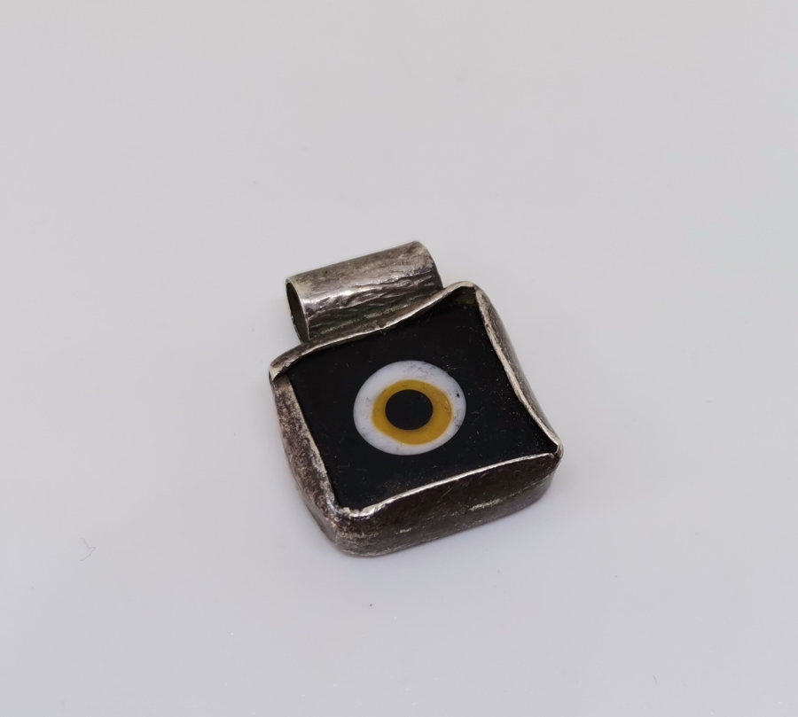 NAZAR BONCUKLU EL YAPIMI GÜMÜŞ KOLYE UCU