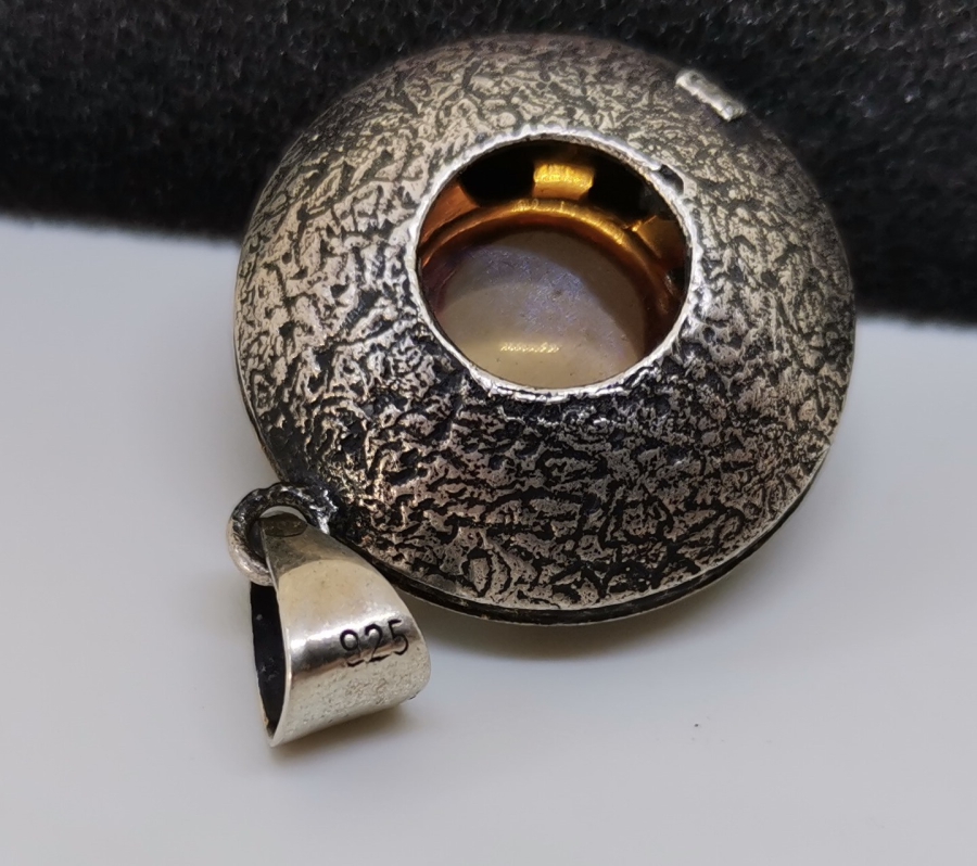 GÖZ FORMUNDA YAPILMIŞ KOLYE NAZARLIK