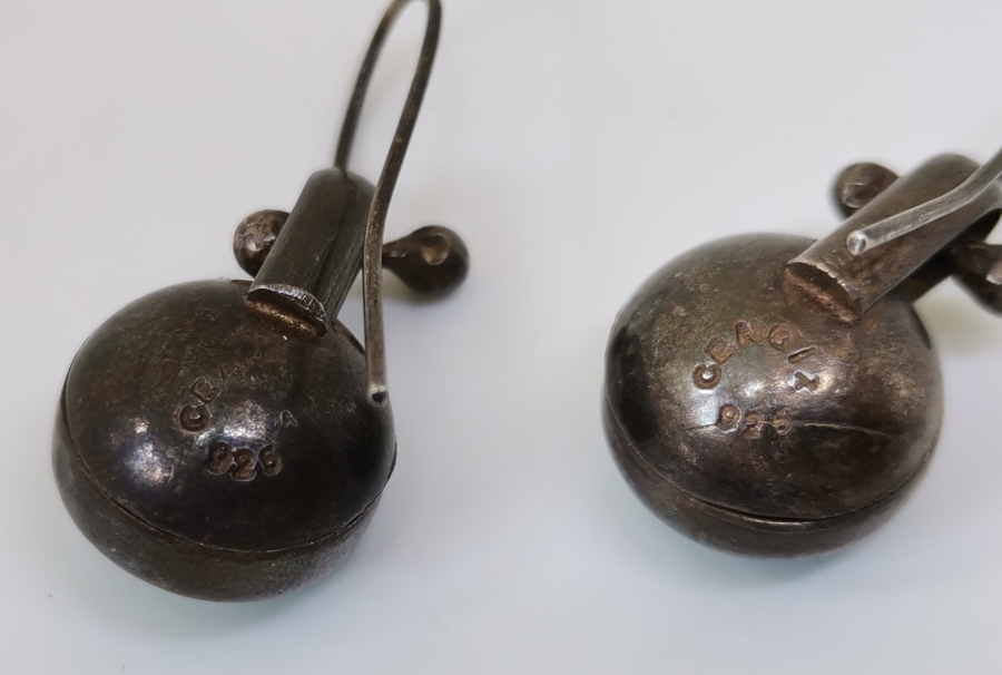 ÜZERİ DOĞAL TAŞLI ÖZEL YAPIM TOP KÜPE