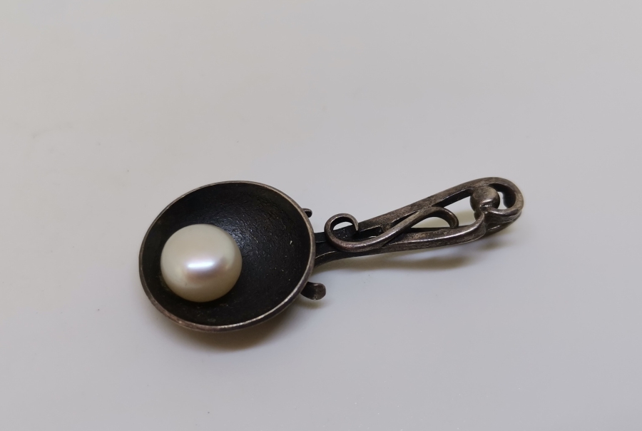 ÖZEL YAPIM İNCİLİ KOLYE UCU