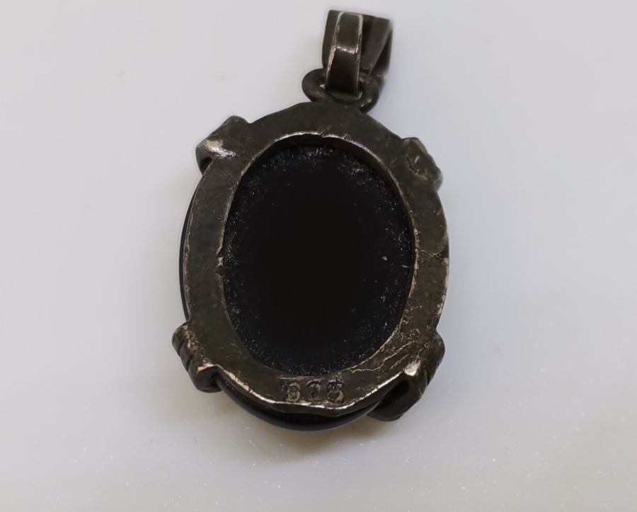 AKİK TAŞLI ÖZEL YAPIM ÇİÇEKLİ GÜMÜŞ KOLYE UCU