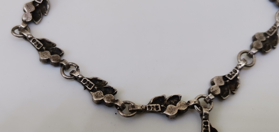 ÜZERİ TAŞLI GÜMÜŞ HALHAL