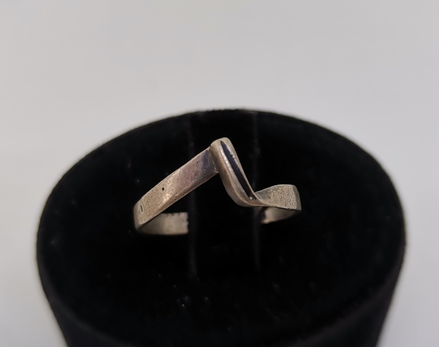 ÖZEL DİZAYN GÜMÜŞ YÜZÜK