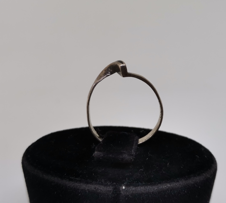 ÖZEL DİZAYN GÜMÜŞ YÜZÜK