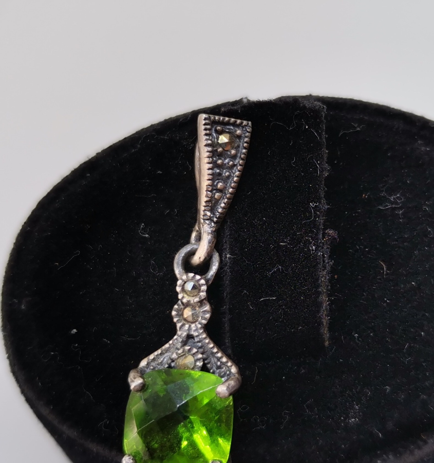 GÜMÜŞ ÜZERİ SİTRİN TAŞLI KOLYE UCU