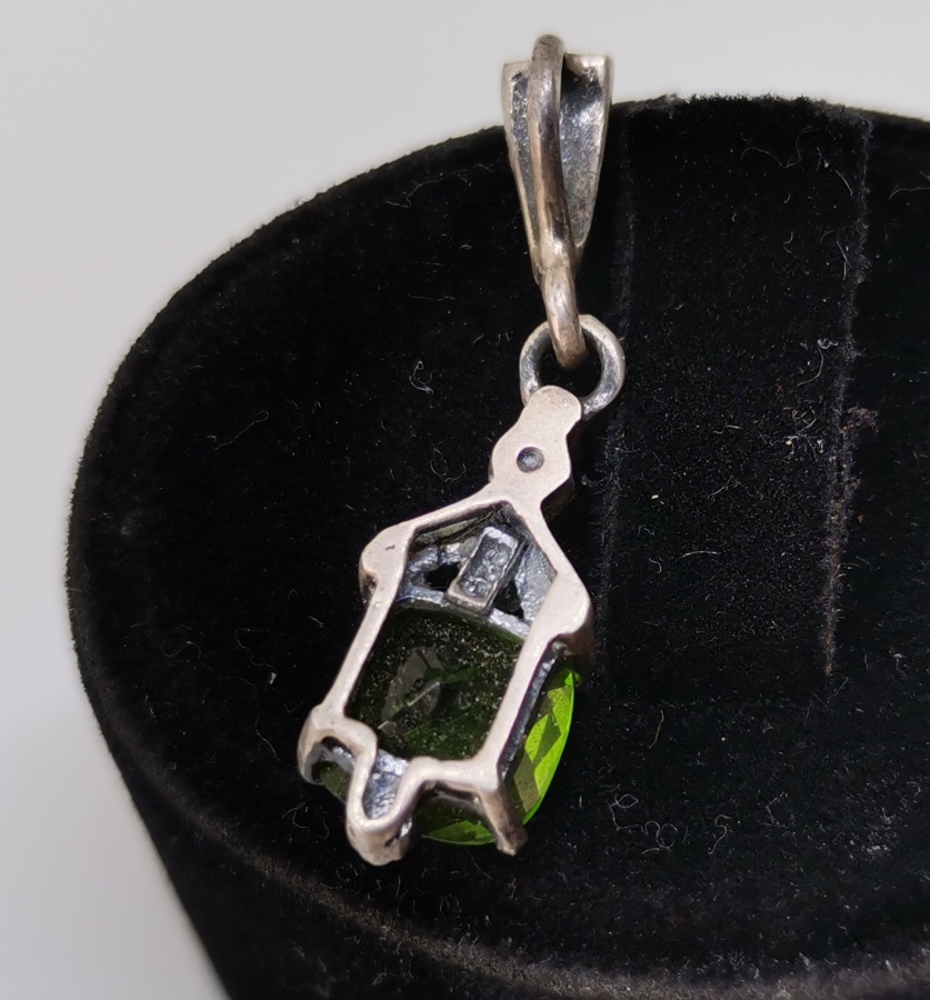 GÜMÜŞ ÜZERİ SİTRİN TAŞLI KOLYE UCU