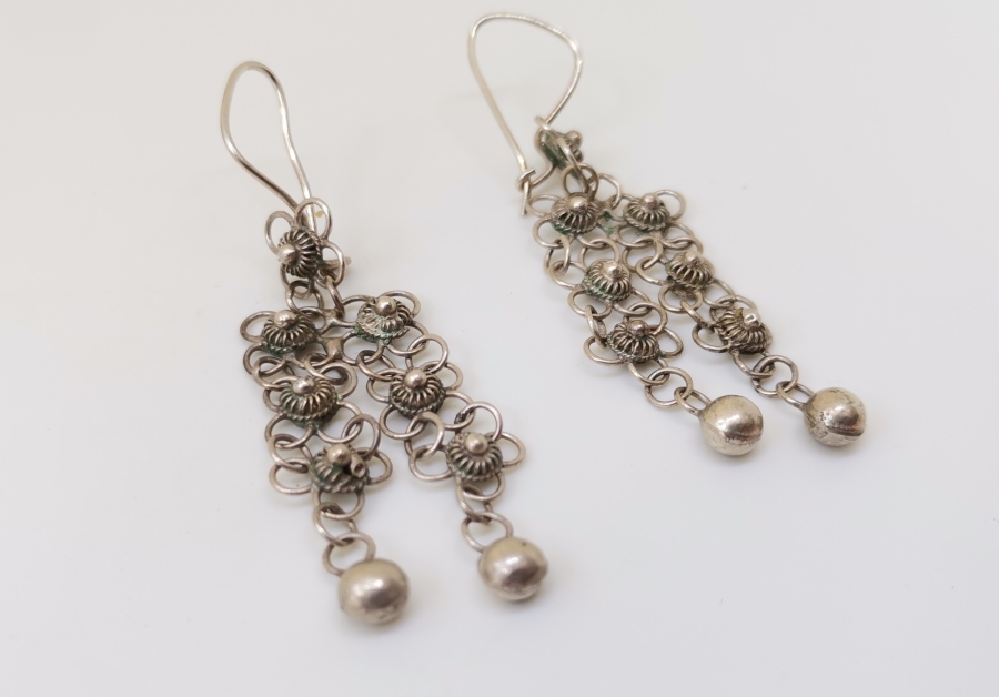 GÜHERZE İŞÇİLİKLİ EL YAPIMI ANTİKA KÜPE