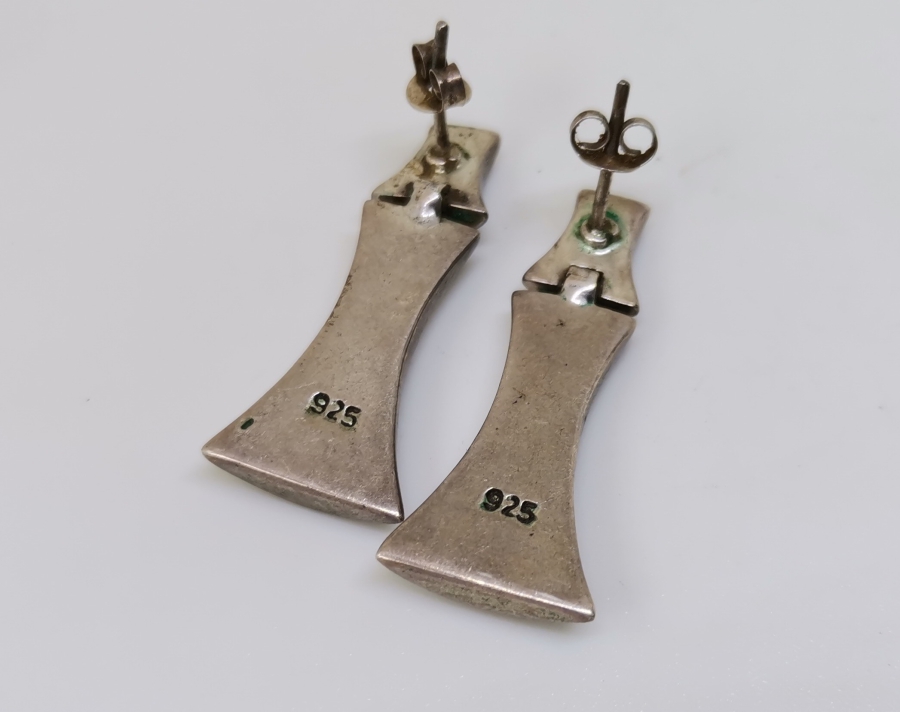 SEDEF TAŞLI ÖZEL DİZAYN GÜMÜŞ KÜPE