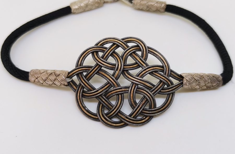 TRABZON İŞİ HASIR ÖRME İŞÇİLİKLİ ÖZEL YAPIM GÜMÜŞ BİLEKLİK