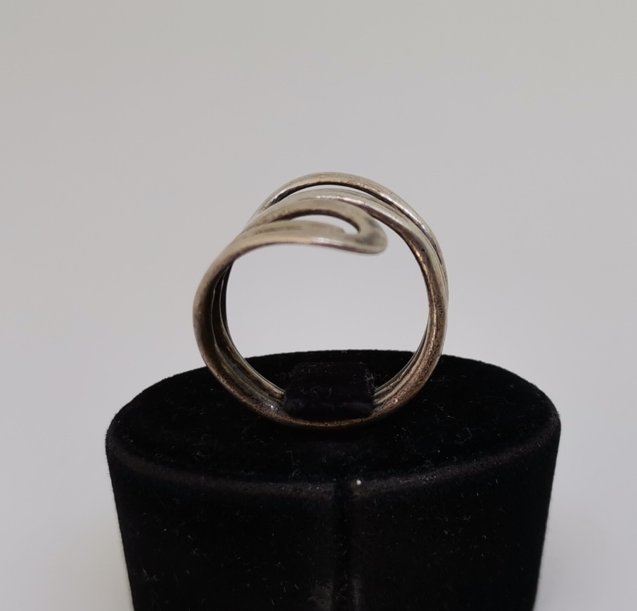 ÖZEL DİZAYN GÜMÜŞ LİR YÜZÜK