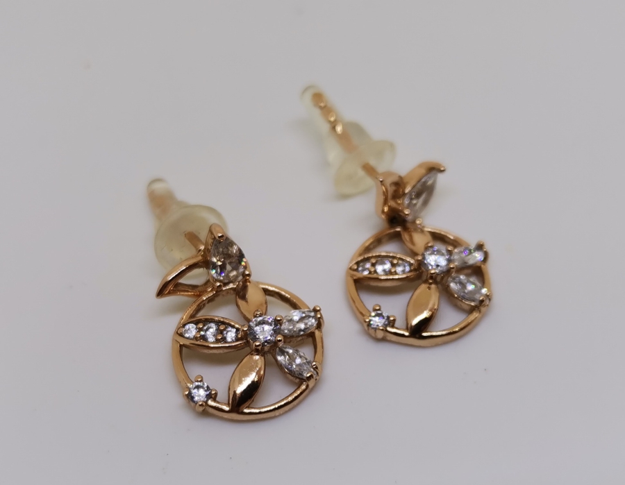 MARGAZİT TAŞLI GÜMÜŞ ÜZERİ ALTIN KAPLAMA KÜPE