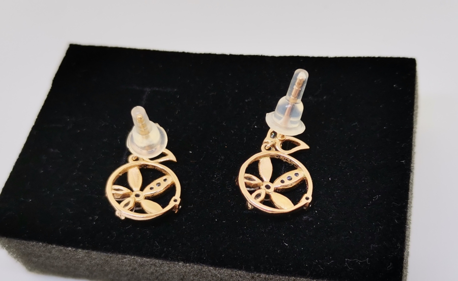 MARGAZİT TAŞLI GÜMÜŞ ÜZERİ ALTIN KAPLAMA KÜPE