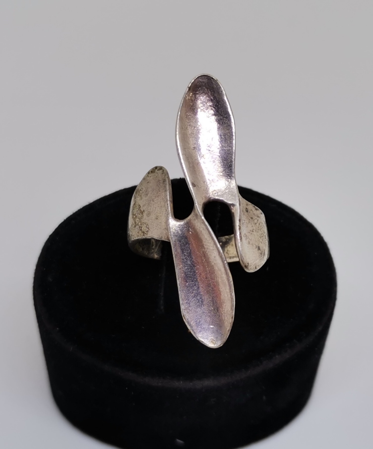 ÖZEL DİZAYN GÜMÜŞ YÜZÜK