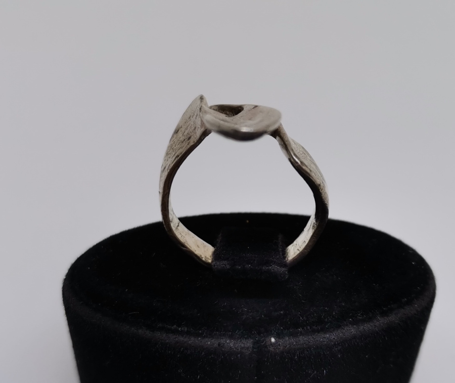 ÖZEL DİZAYN GÜMÜŞ YÜZÜK