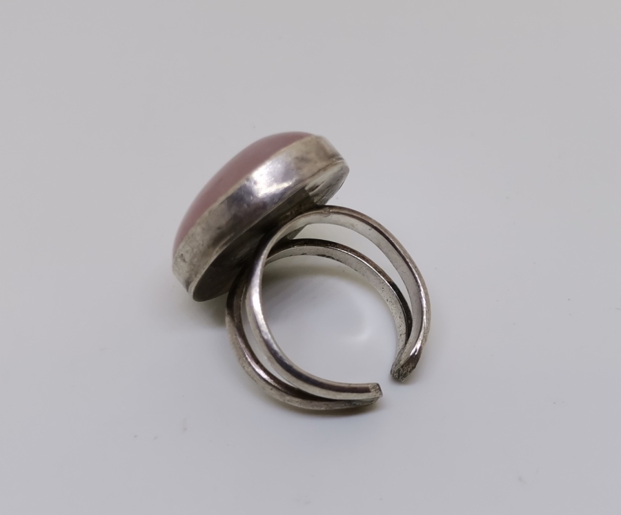 DUMANLI KUVARZ TAŞINDAN YAPILMIŞ ÖZEL YAPIM GÜMÜŞ YÜZÜK