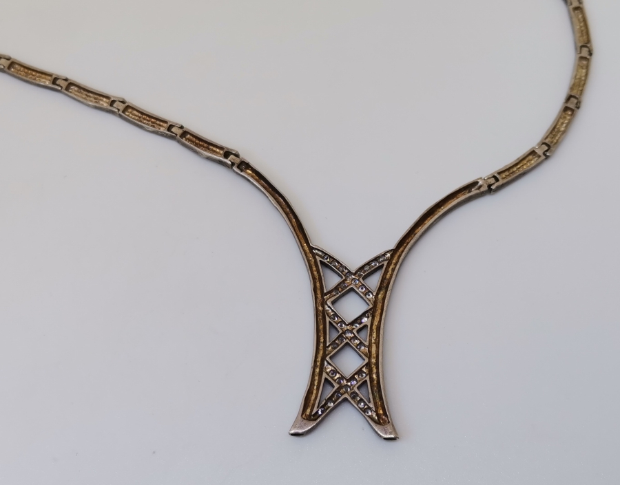 ÜZERİ MARGAZİT TAŞLI GÜMÜŞ GERDANLIK