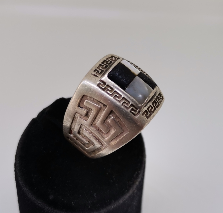 BÜYÜK BOY DAMALI MODEL GÜMÜŞ YÜZÜK