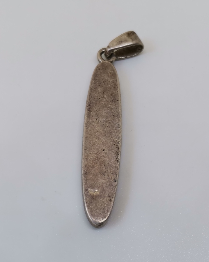 FARKLI TONDA SEDEFLERLE SÜSLÜ ÖZEL YAPIM GÜMÜŞ KOLYE UCU