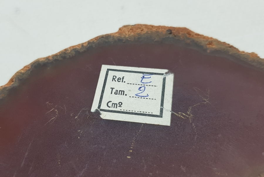 DOĞAL AKİK TAŞINDAN YAPILMIŞ NADİR HAVYARLIK