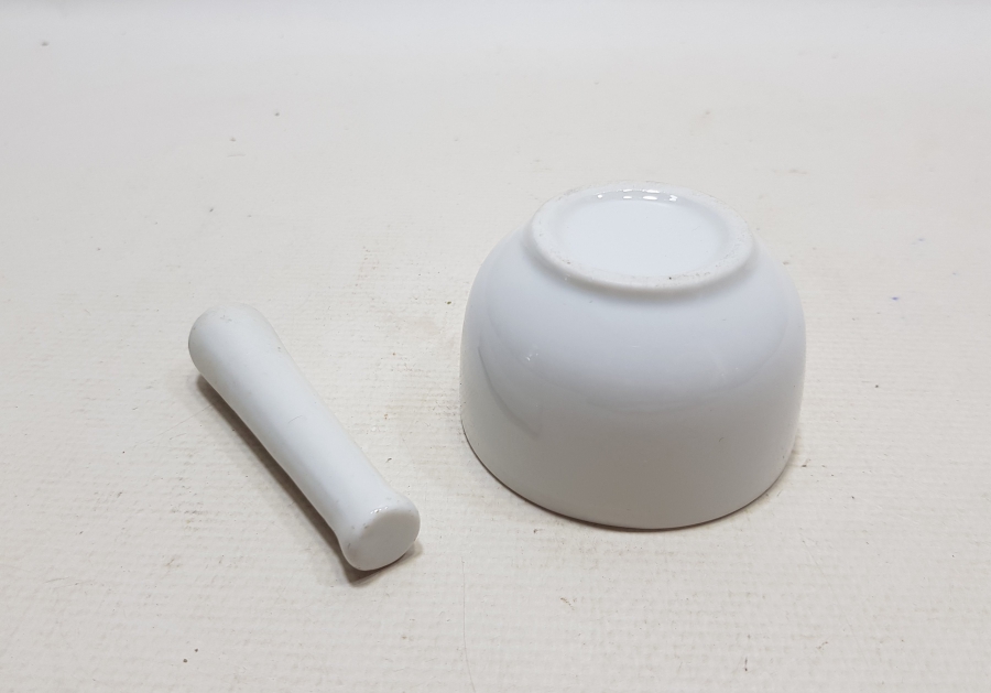 OSMANLI DÖNEMİ PORSELENDEN MAMUL ECZACI HAVANI