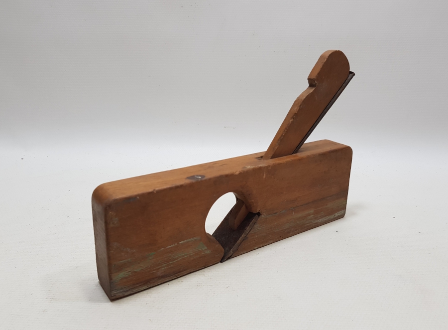 OSMANLI DÖNEMİ AHŞAPTAN MAMUL KAPI YAPIMI İÇİN KULLANILAN MARANGOZ RENDESİ