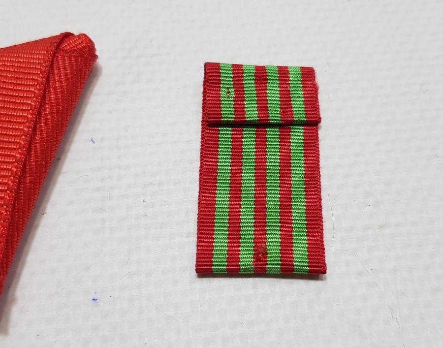 YENİ YAPIM İSTİKLAL MADALYASI VE YUNAN HARBİ MADALYASI İPEK MADALYA ASKISI