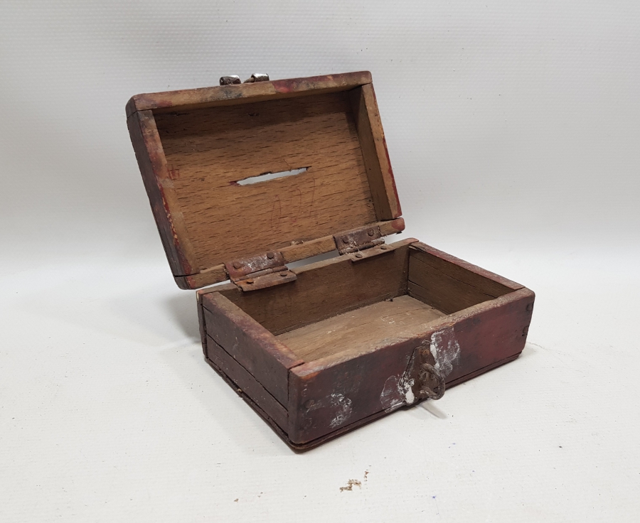 ANTİKA BOYACI PARA KUTUSU