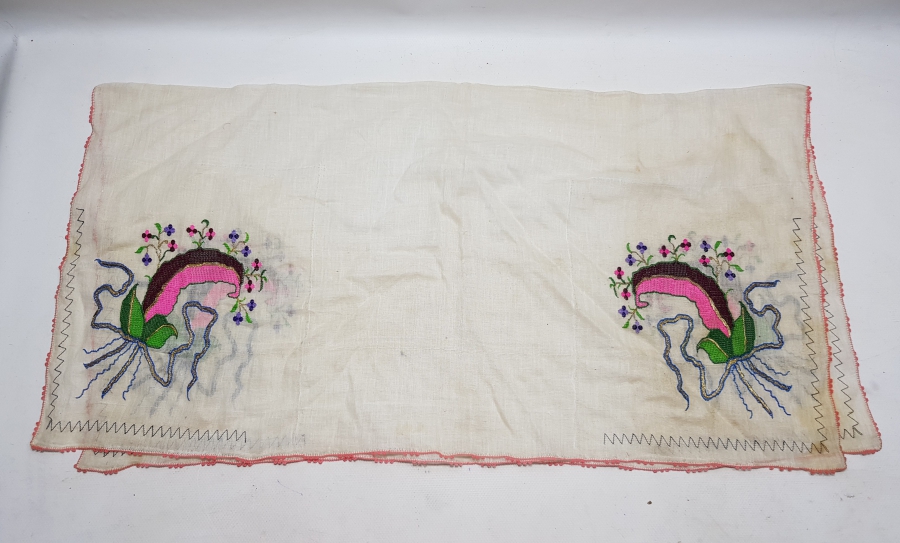 KÖK BOYALI VE SIRMA İŞÇİLİKLİ OSMANLI DÖNEMİ EGE BÖLGESİ GELİN ÇEVRESİ