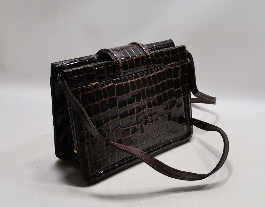 TİMSAH DERİSİNDEN MAMUL ANTİKA VİNTAGE ÇANTA