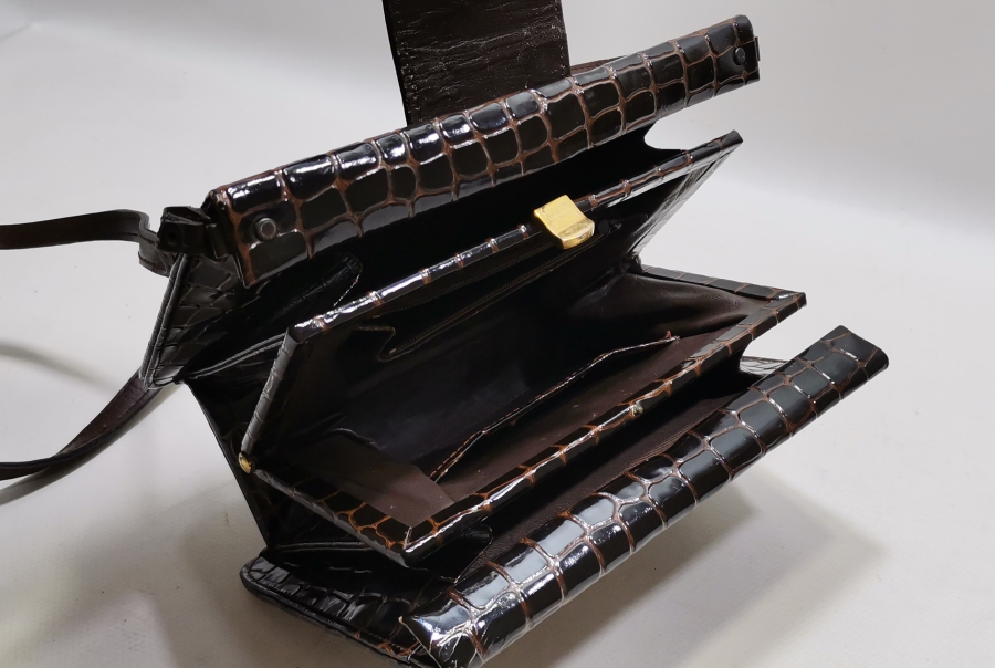 TİMSAH DERİSİNDEN MAMUL ANTİKA VİNTAGE ÇANTA