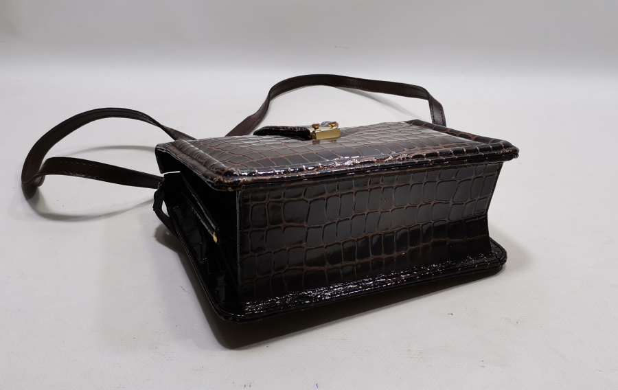 TİMSAH DERİSİNDEN MAMUL ANTİKA VİNTAGE ÇANTA